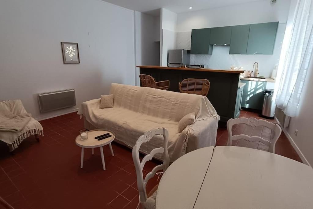 Hypercentre, Appartement Coquet En Rez-De-Chaussee بيربينيو المظهر الخارجي الصورة